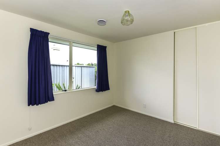 10 Craigieburn Street Darfield_13