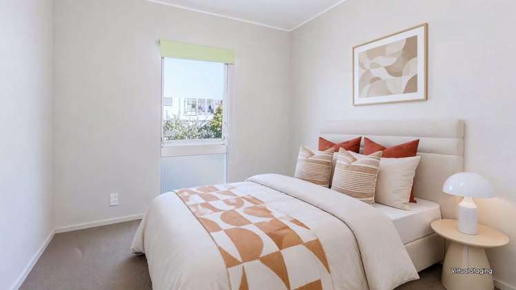 25 Meadway Sunnyhills_17