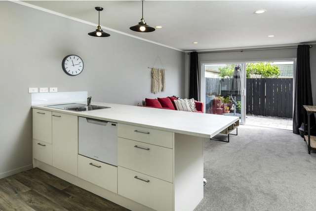 1A/744 Te Atatu Road Te Atatu Peninsula_1