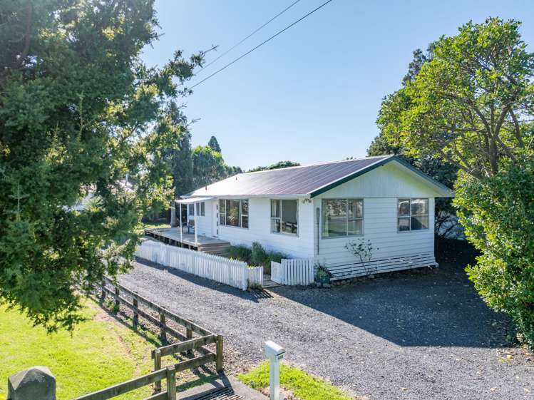 42B Wallis Street Raglan_2