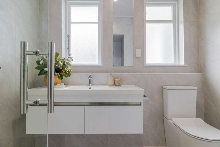 36 Rainforth Street Roslyn_15