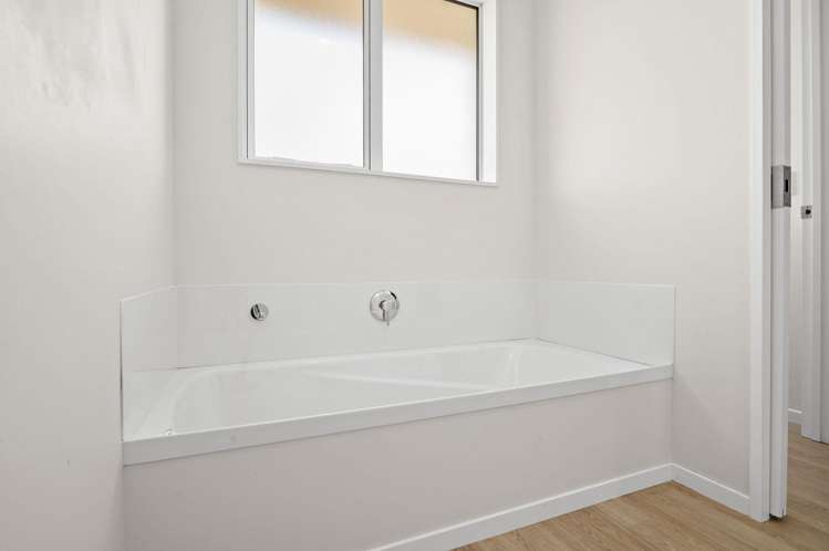 415 Waikokowai Road Huntly_18