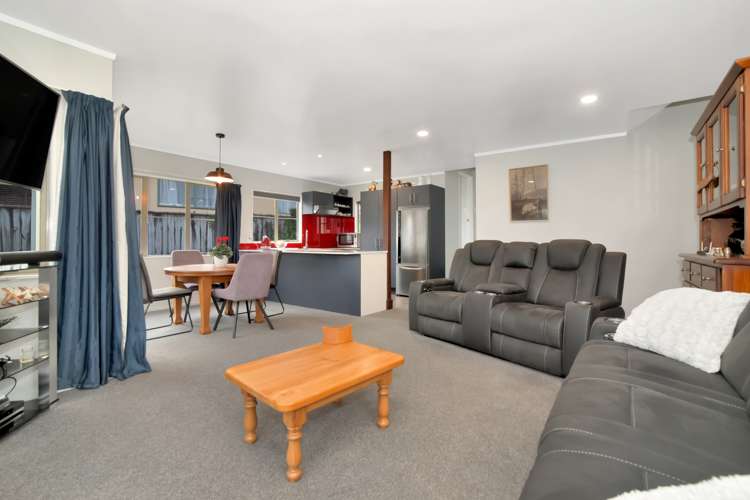 2 Smylie Close Ohauiti_8