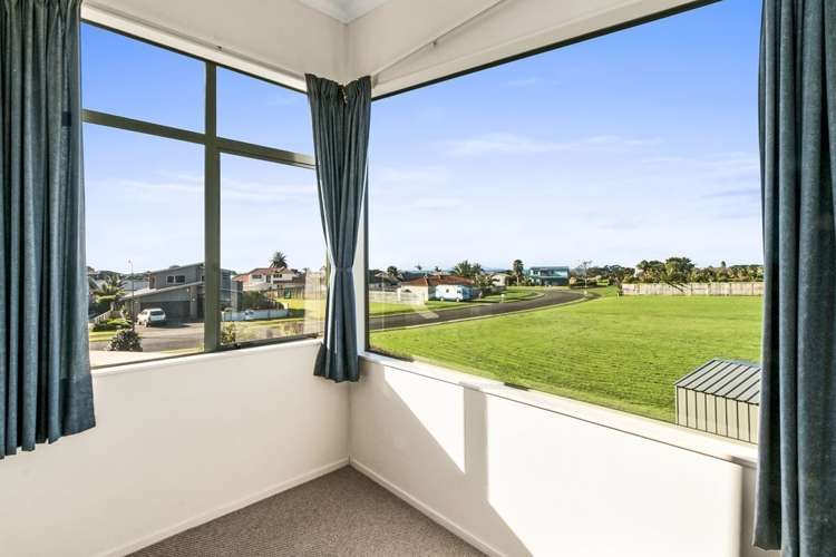 21 Athenree Heights Athenree_2