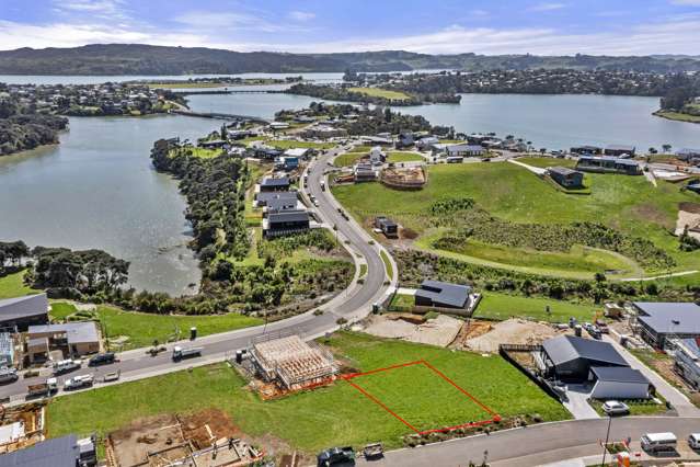 11 Maataitai Road Raglan_2