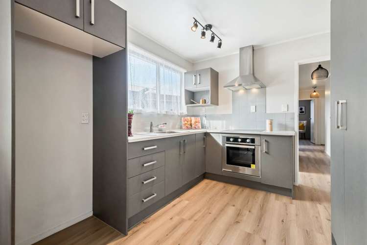 364 Roscommon Road Manurewa_5