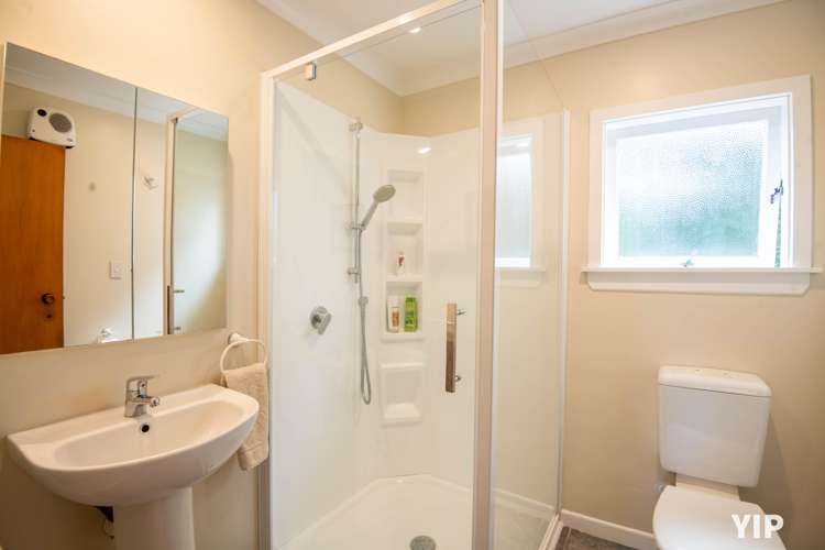 24 Glenside Road Glenside_16