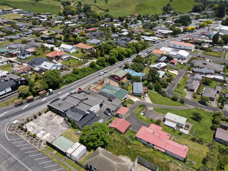 11-13 Main Road Tirau_4