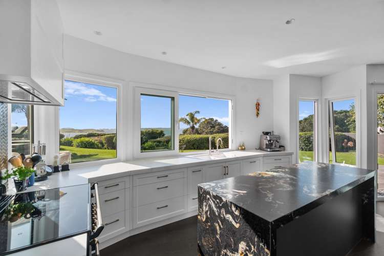 577 Riddell Road Glendowie_12