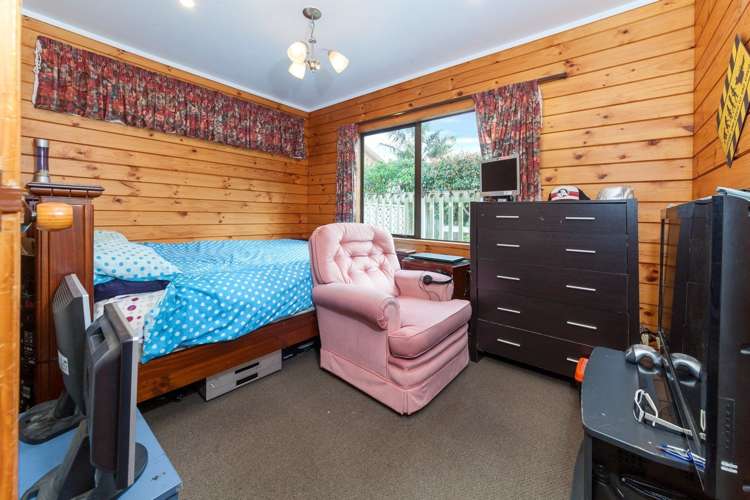 24 Rhinevale Close Henderson_8