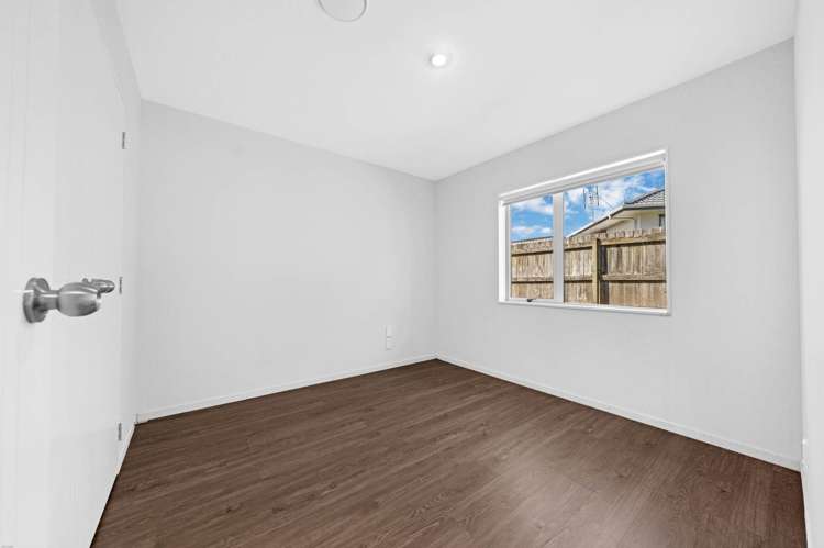 12 John Broad Place Flat Bush_12