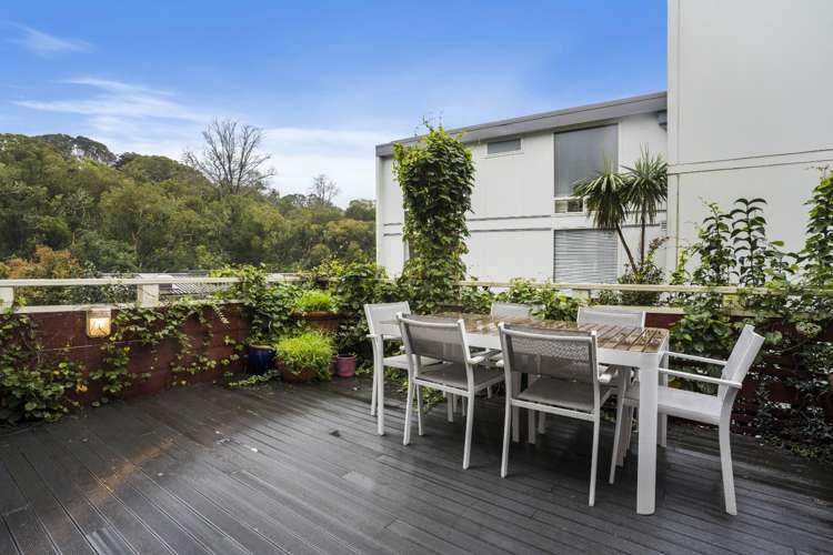 18/27 Birdwood Crescent Parnell_9