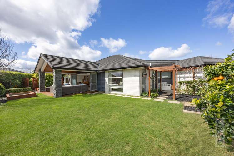 19 Riverhead Point Drive Riverhead_26