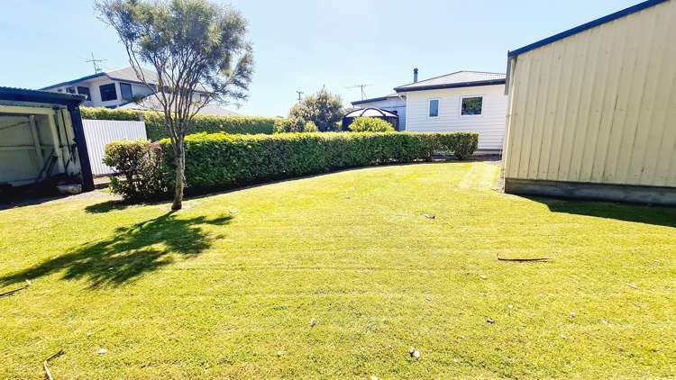 5 Drury Street West Colac Bay_19