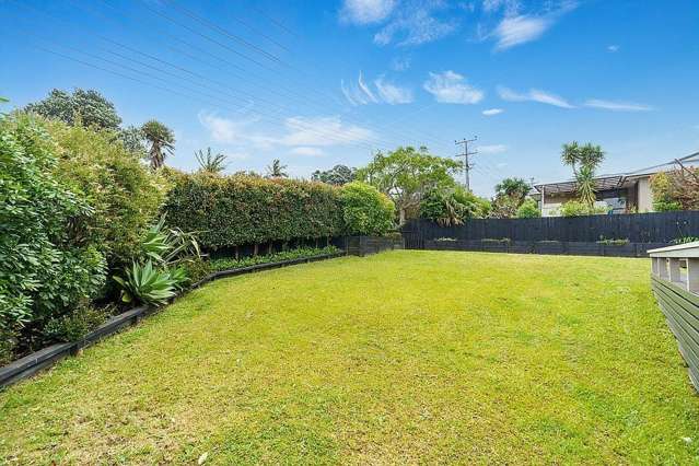 53 D'Oyly Drive Stanmore Bay_1