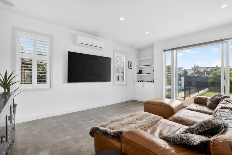 6 Giarni Place Karaka_15