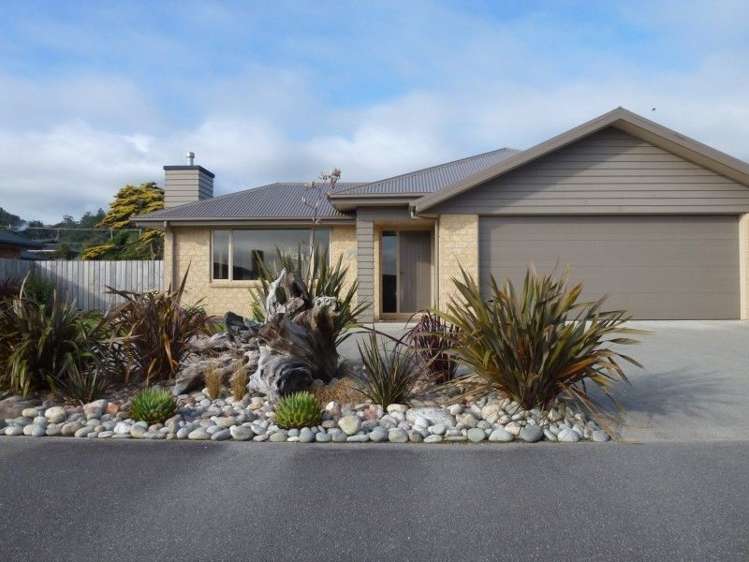 28 Karoro Place Karoro_23