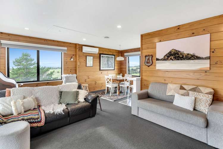 140a Cooper Road Pollok_9