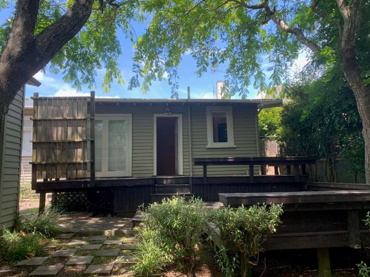 27 Aroha Avenue Sandringham_14