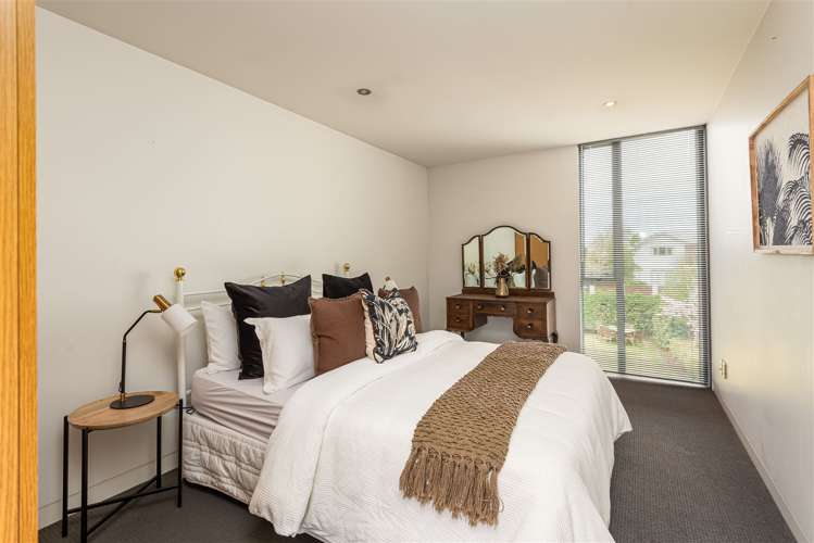 37 Clifford Avenue Merivale_13