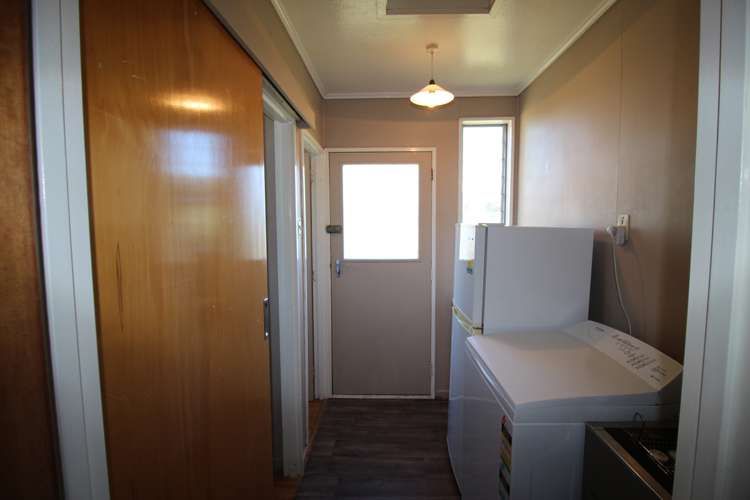 84 Shields Street Clyde_8