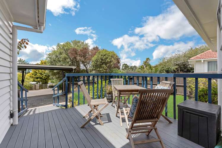 2/331 Royal Road Massey_9