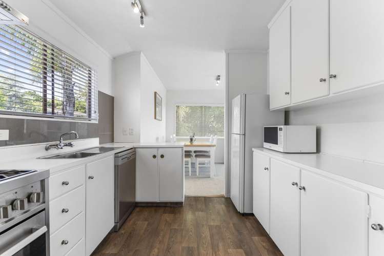 9 Sispara Place Beach Haven_6