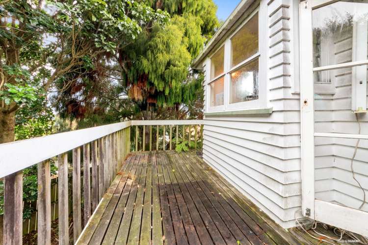 4 Shipton Place Blockhouse Bay_14