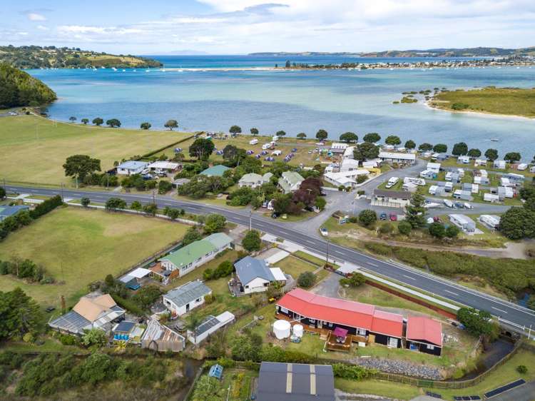 562 Leigh Road Whangateau_22