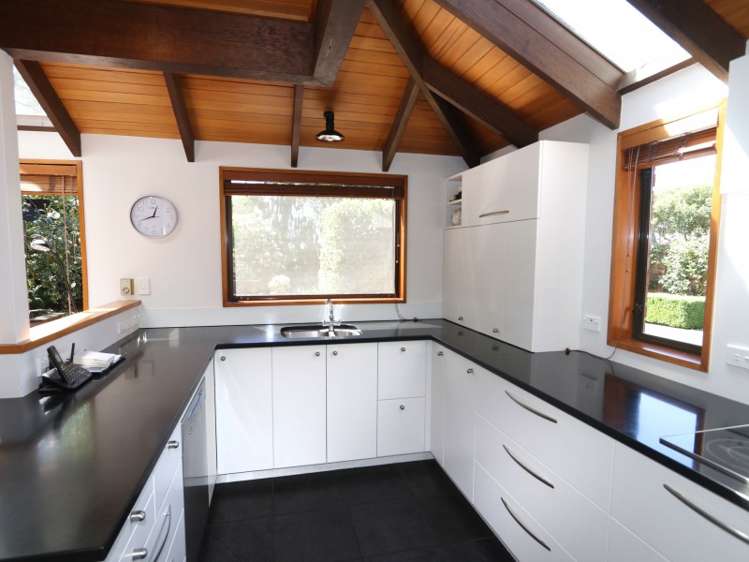 99 Middle Road Allenton_2