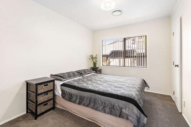 12 Cooper Road Stanmore Bay_17