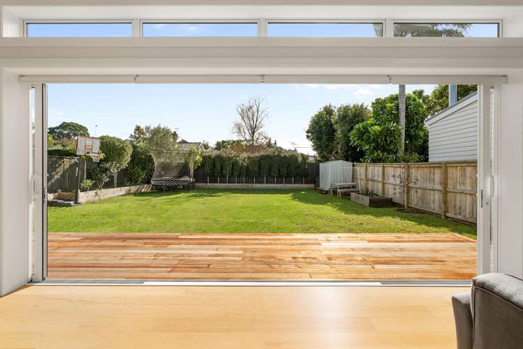 7 Huntingtree Avenue Sandringham_12