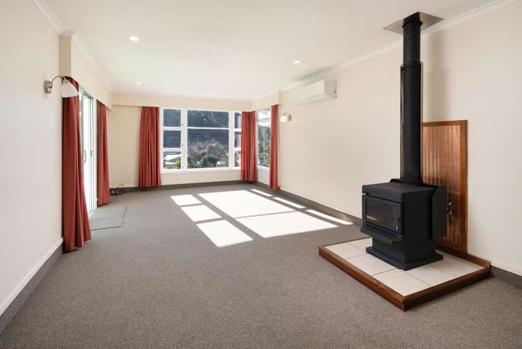 10 and 10a Cornwall Street Picton_9
