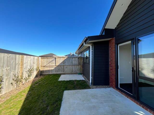 36 Waruhia Crescent Rototuna North_2