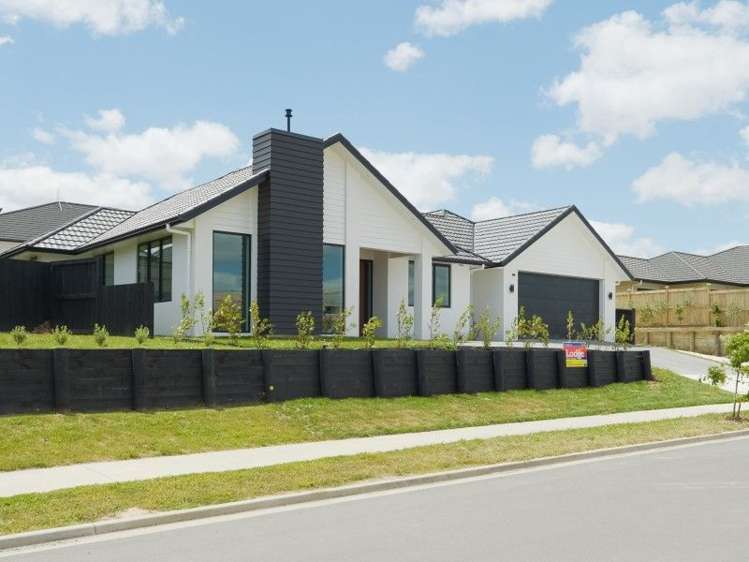 60 Mataroa Crescent Flagstaff_18