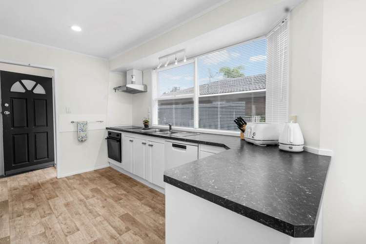 5 Blythe Place Glendene_7