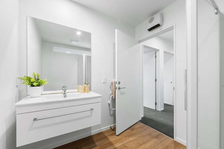 2/395 Armagh Street Linwood_8