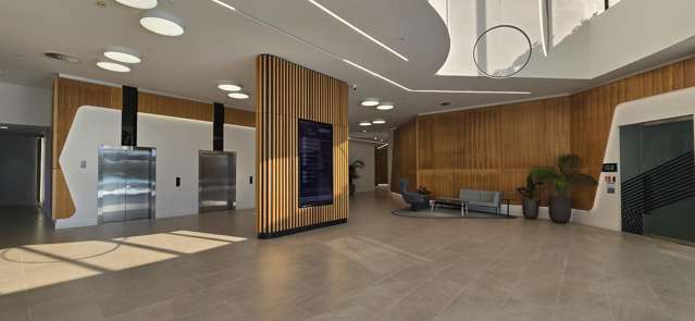 1-7 The Strand Takapuna_2