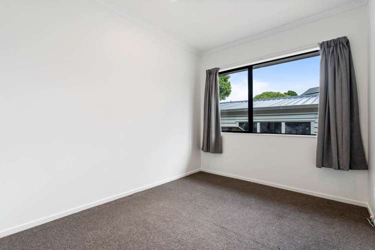 43 & 43A Urlich Drive Ranui_9