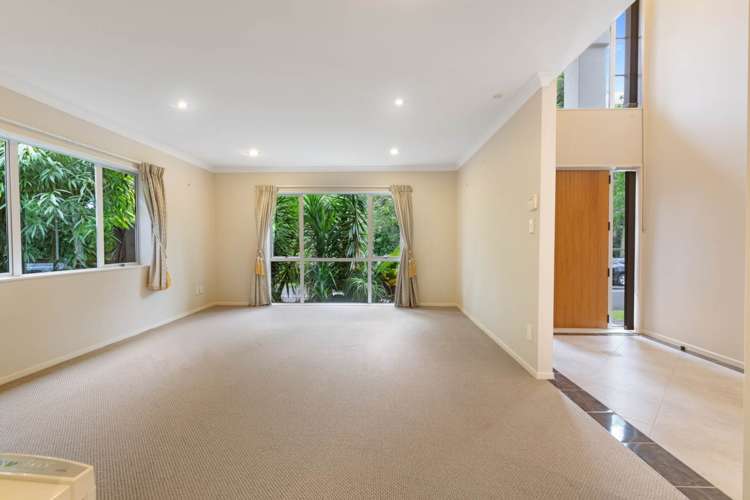 11 Norwood Drive Flat Bush_1