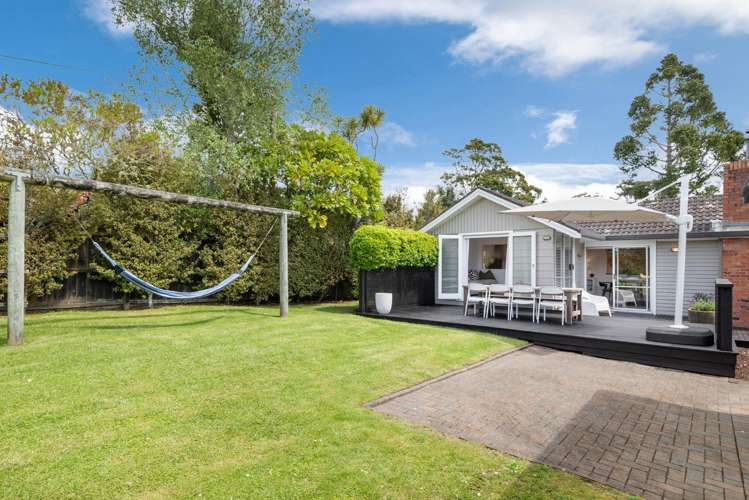 30 Konini Road Titirangi_21
