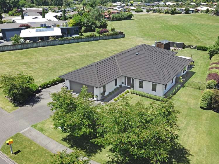 19 Montgomery Crescent_1