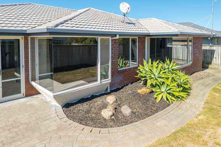 10 Masefield Street Stoke_16