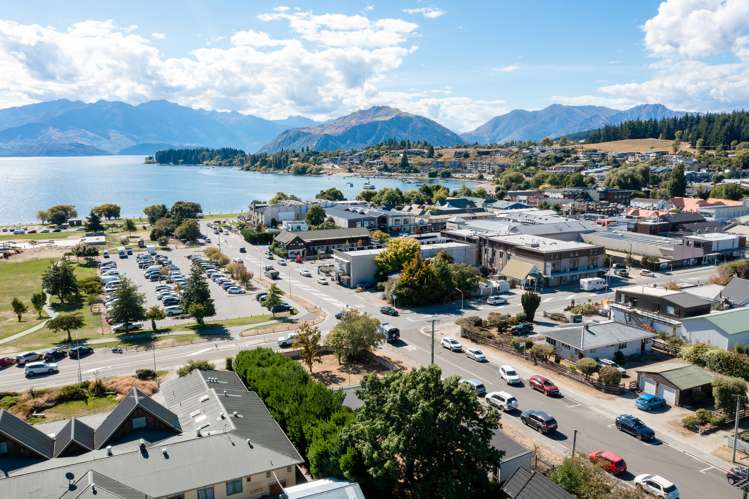 33 Dungarvon Street Wanaka_13