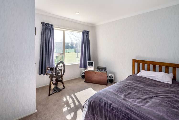 126 Paierau Road Opaki_16