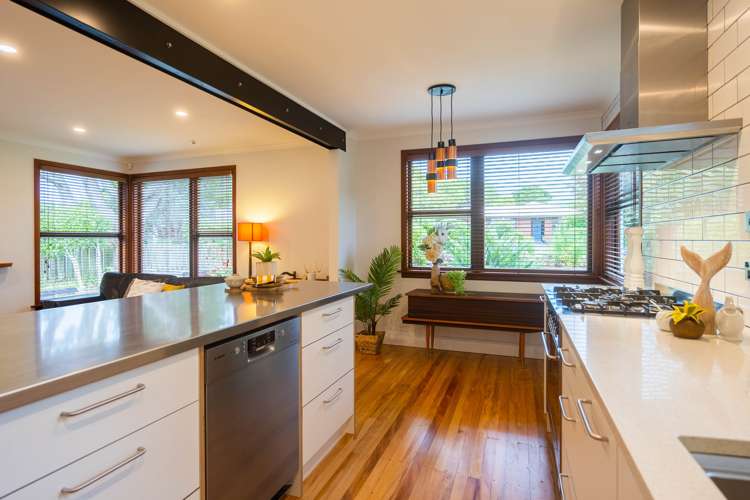 16 Walton Avenue Waikanae_5