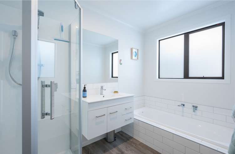 13 Topi Way Mapua_23