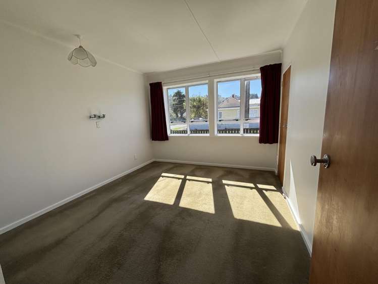 8 Gillespie Street 1353_13