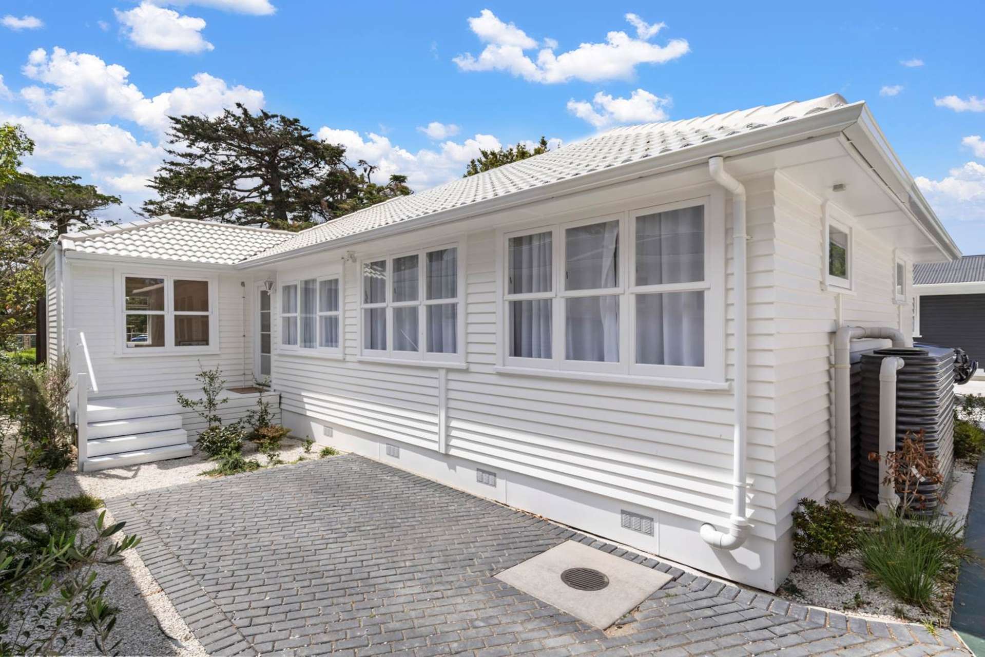 24D Clinton Avenue Te Atatu Peninsula_0