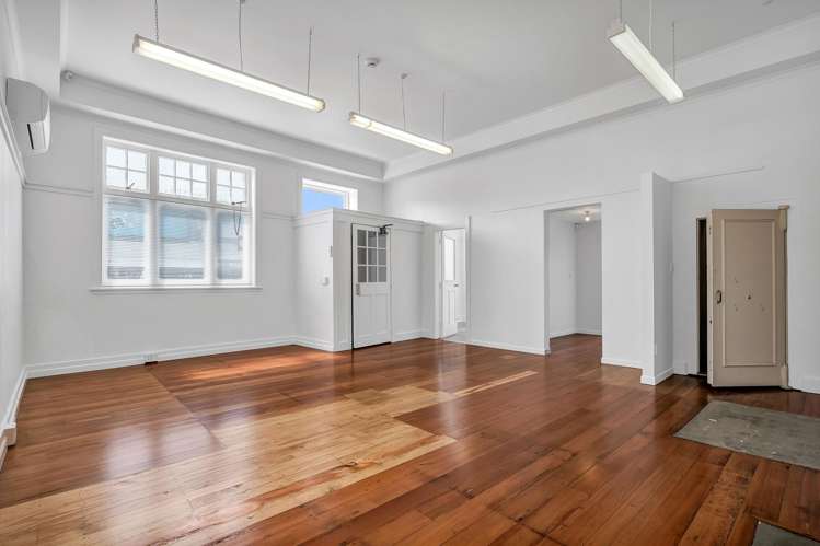 175 + 175A High Street Eltham_30